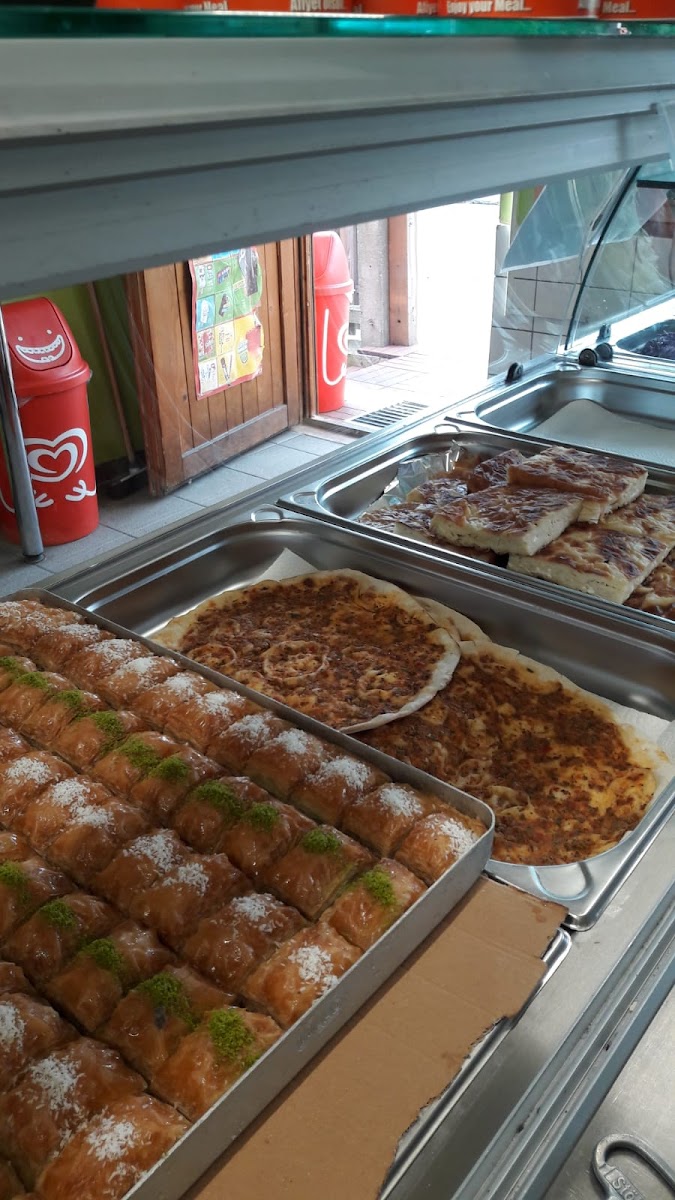 Sevilay Yildirim Imbissstand-9